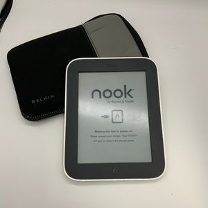 Barnes and Nobles Nook reader in case